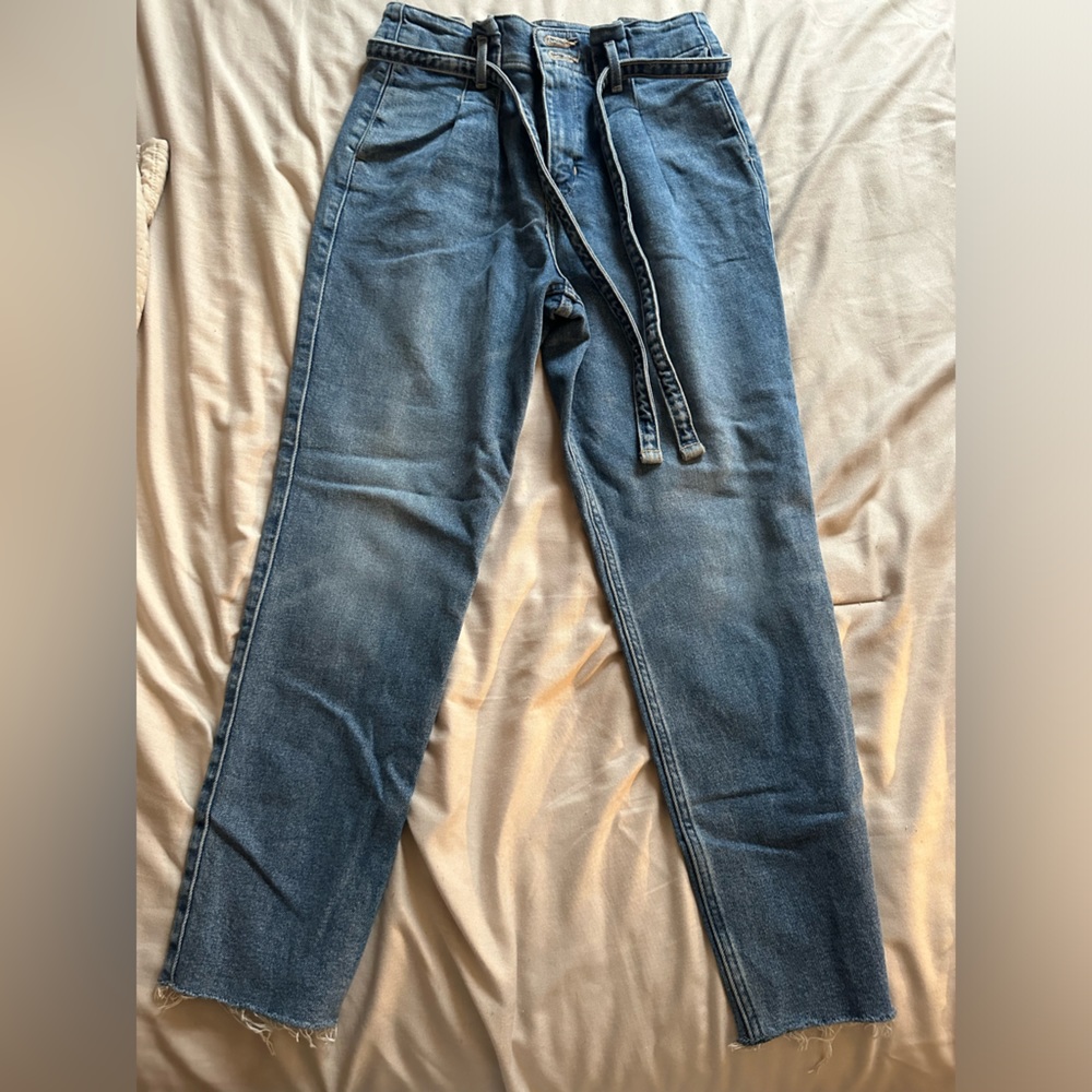 Hollister high-rise mom jeans